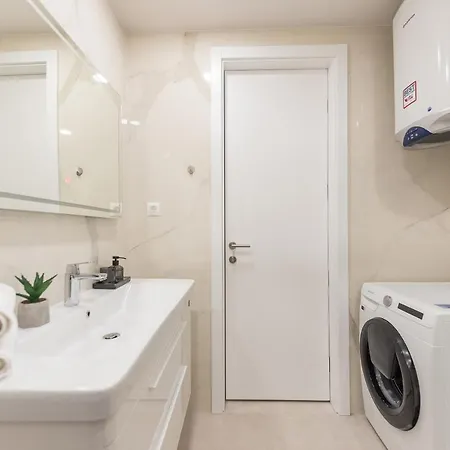 Luxury El Paradiso Sea & View Apartman