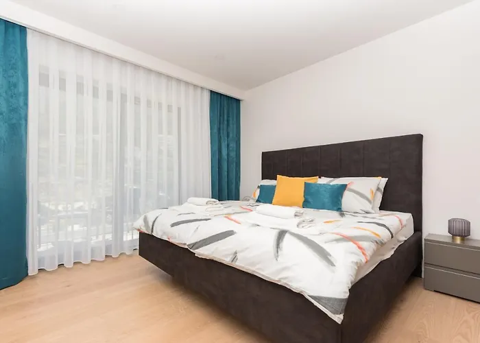 Luxury El Paradiso Sea & View Apartment